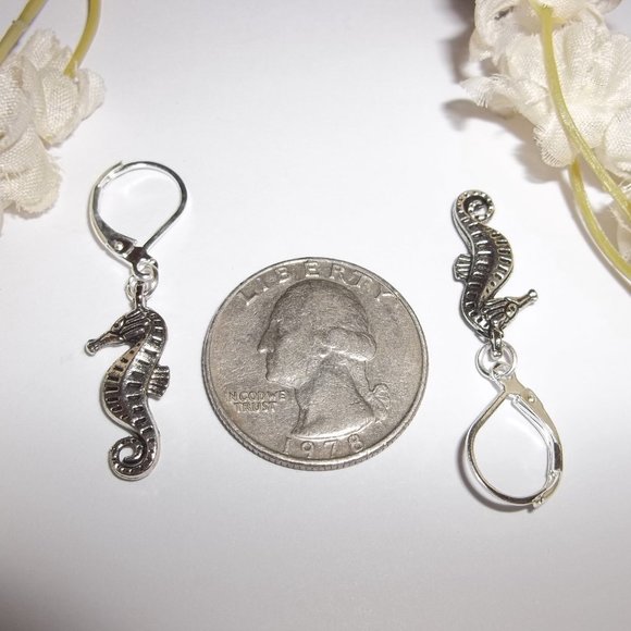 Earrings, Seahorse Earrings, Silver Seahorse Earrings, Beach Jewelry, NWT 8015 - Picture 3 of 8